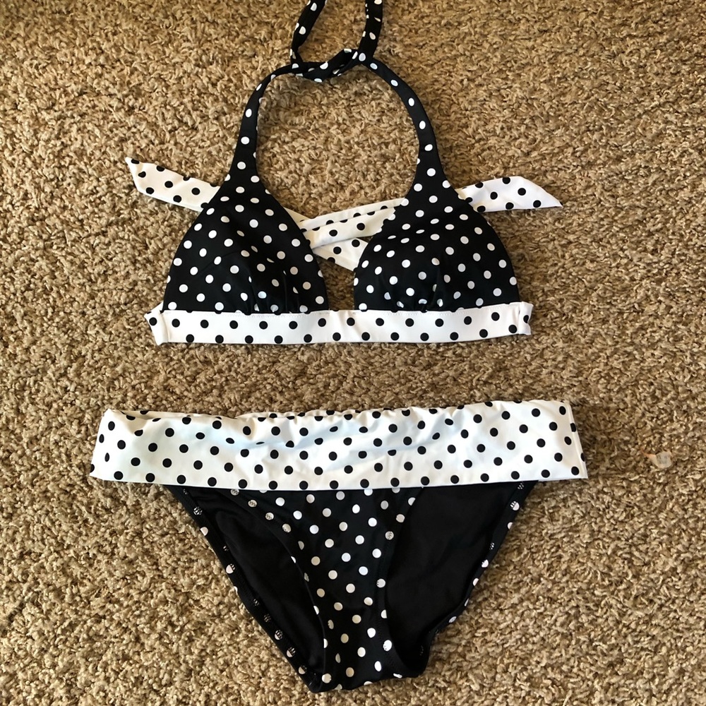 Victoria’s Secret bikini.